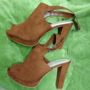 Torrid Brown Faux Suede Platform Peep Toe Heels 12